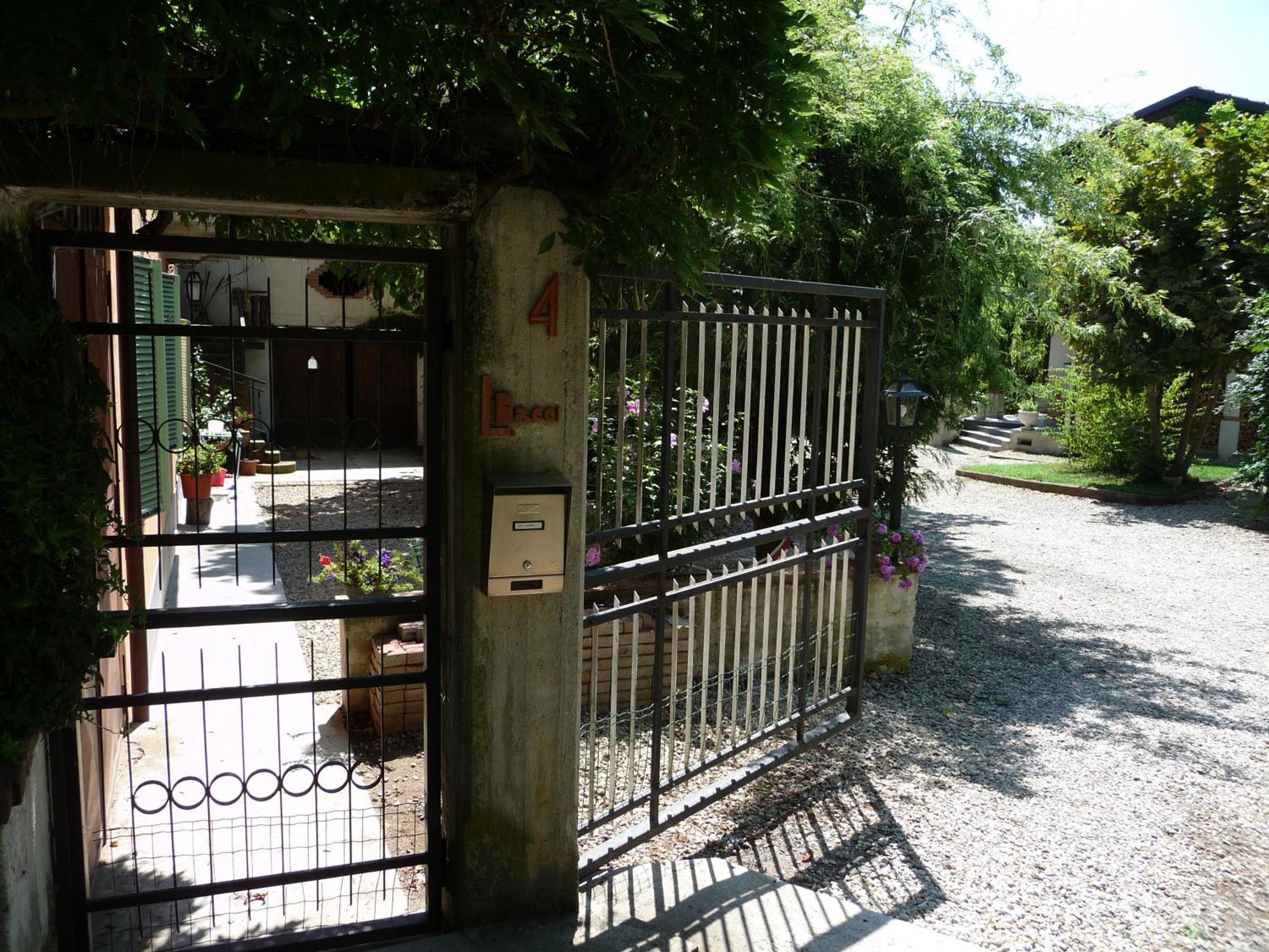 B&B Selisa ベーネ・ヴァジエンナ エクステリア 写真